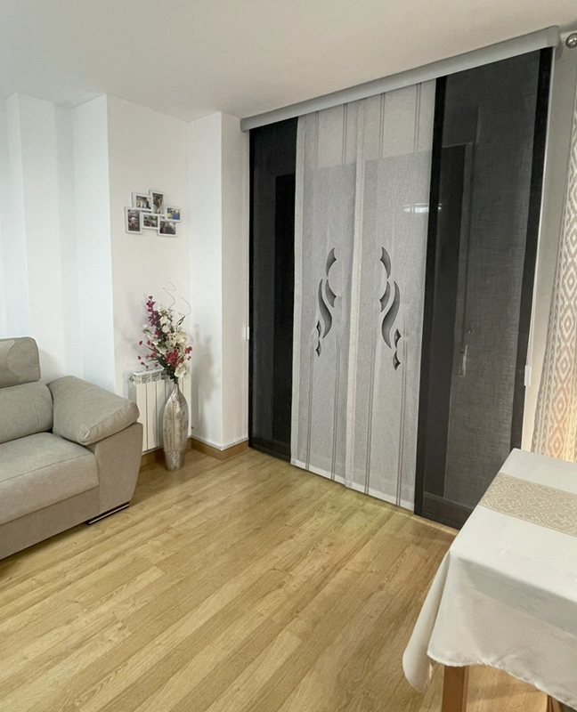 Panel Japones Gris y Negro Con Galería 1